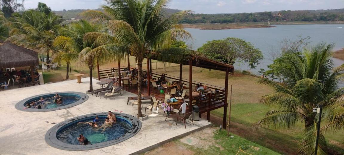 APÊ LINDO ALDEIA DO LAGO COM COZINHA MOBÍLIA NOVA JUNTO AO LAGO CORUMBÁ e KAWANA PARK Caldas Novas Exterior foto